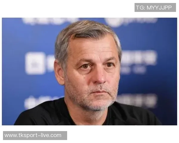 卡塔尔对阵中国黄健翔解说激情四溢引发球迷热议与期待